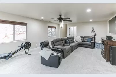 533 N Creek Ridge Cir, Washington, UT 84780 - Photo 15