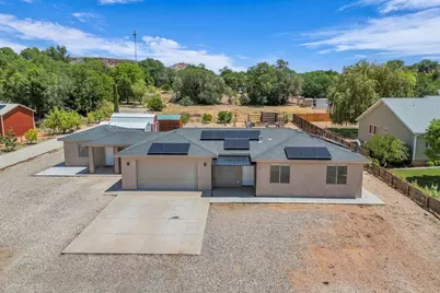 40 W Pecan Ln, Leeds, UT 84746 - Photo 1