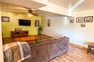 425 E Mule Deer Rd, Central, UT 84722 - Photo 37