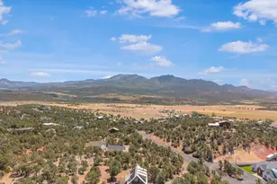 425 E Mule Deer Rd, Central, UT 84722 - Photo 35