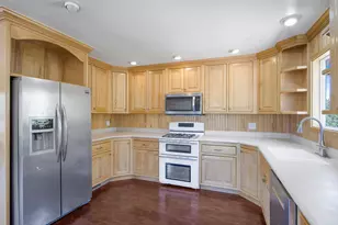 425 E Mule Deer Rd, Central, UT 84722 - Photo 9