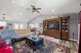 3712 N 250 E, Enoch, UT 84721 - Photo 7