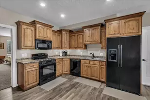 811 E Canyon Ridge Dr, Cedar City, UT 84721 - Photo 35