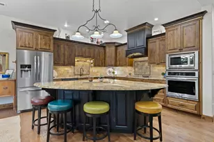 565 E Rio De Sion Dr, Virgin, UT 84779 - Photo 19