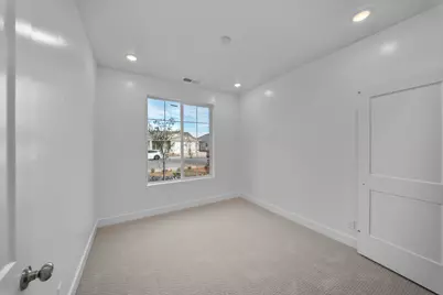 5334 S Shorebreak Dr, Washington, UT 84780 - Photo 7