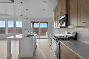 5334 S Shorebreak Dr, Washington, UT 84780 - Photo 13