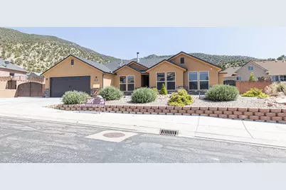 1054 E Ashdown Forest Rd, Cedar City, UT 84721 - Photo 3