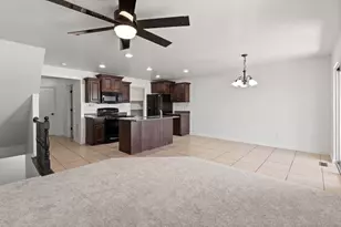 1000 E Blf Vw Dr, Washington, UT 84780 - Photo 17