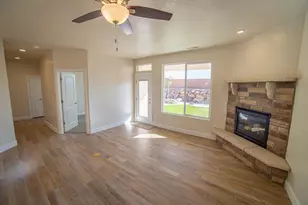 514 N 3025 W, Hurricane, UT 84737 - Photo 23