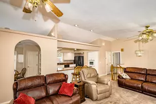 76 E 725 S, Ivins, UT 84738 - Photo 25