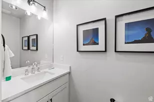 2279 N Park Center Dr, Washington, UT 84780 - Photo 15