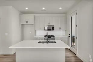 560 W Aqua Cove Pkwy, Saint George, UT 84790 - Photo 13