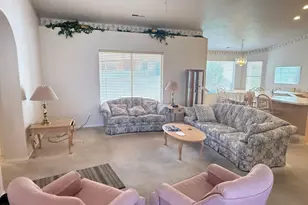 210 N Mall Dr, Saint George, UT 84770 - Photo 3