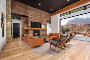 2602 Canyon Point Dr, Springdale, UT 84767 - Photo 11