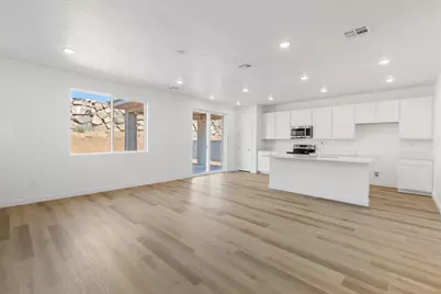 3986 S 2160 W #COR 8, Hurricane, UT 84737 - Photo 11