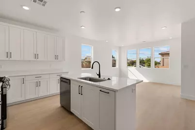 2562 S 3870 W, Hurricane, UT 84737 - Photo 13