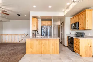 2208 E 2480 S, Saint George, UT 84790 - Photo 11