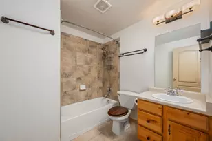 2208 E 2480 S, Saint George, UT 84790 - Photo 27