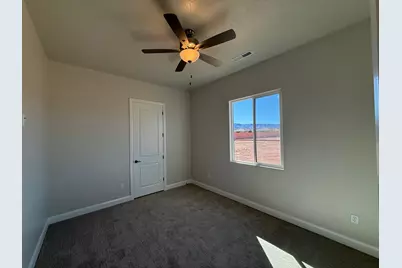 37 W Serenity Cir, Ivins, UT 84738 - Photo 5