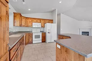 767 W Uxbridge Dr, Saint George, UT 84770 - Photo 23