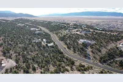 1085 S Canyon Dr, Cedar City, UT 84720 - Photo 9