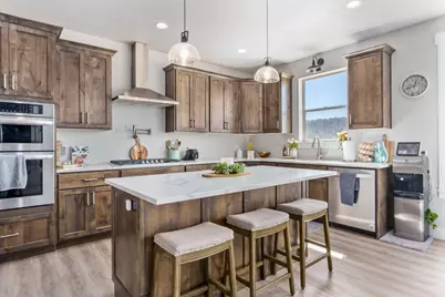 1061 E Smithsonian Way, Apple Valley, UT 84737 - Photo 3