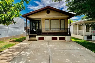 1150 W Red Hills Pkwy, Washington, UT 84780 - Photo 1