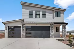 1033 E Coyote Crest Dr, Washington, UT 84780 - Photo 1