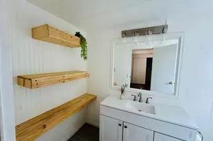 1360 N Dixie Downs Rd, Saint George, UT 84770 - Photo 21