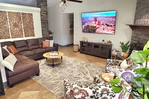810 S Peachtree Dr, Toquerville, UT 84774 - Photo 15