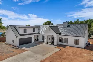 2447 Arrowhead Trail, Santa Clara, UT 84765 - Photo 1