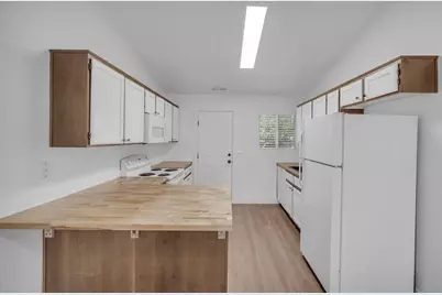 700 N Main St #L6, Washington, UT 84780 - Photo 7