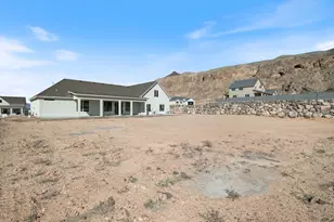1037 W Rock View Dr, Hurricane, UT 84737 - Photo 43