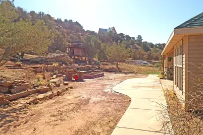 1892 N Golden Delicious Dr, Apple Valley, UT 84737 - Photo 53