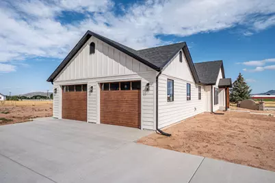 680 S Heritage Hills Dr, Parowan, UT 84761 - Photo 5