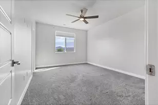 2579 S Wilson Dr, Hurricane, UT 84737 - Photo 45