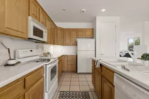 3414 E Willow Springs Dr, Washington, UT 84780 - Photo 15