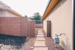 5887 Desert Crest Dr, Saint George, UT 84790 - Photo 11