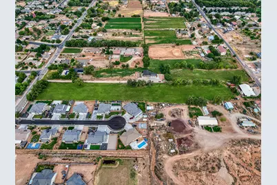 W 400 S, Hurricane, UT 84737 - Photo 5