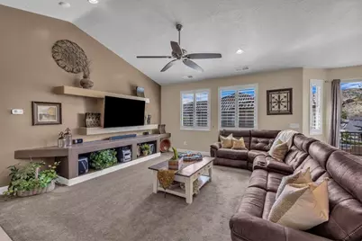 330 E Calgary, Saint George, UT 84790 - Photo 11