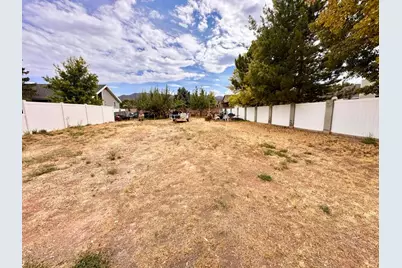390 N 200 W, Parowan, UT 84761 - Photo 37