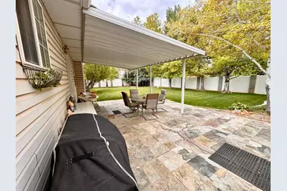 390 N 200 W, Parowan, UT 84761 - Photo 33