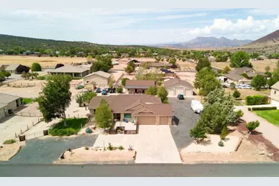 857 N Old Farms Rd, Dammeron Valley, UT 84783 - Photo 57