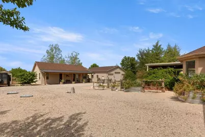 857 N Old Farms Rd, Dammeron Valley, UT 84783 - Photo 31