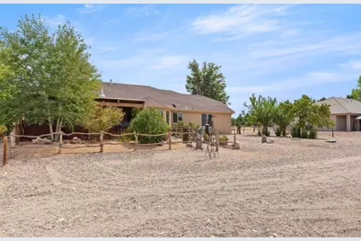 857 N Old Farms Rd, Dammeron Valley, UT 84783 - Photo 49