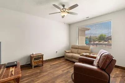 857 N Old Farms Rd, Dammeron Valley, UT 84783 - Photo 7