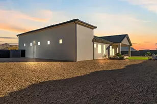 824 S 1690 W, Hurricane, UT 84737 - Photo 39