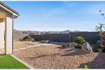 824 S 1690 W, Hurricane, UT 84737 - Photo 45