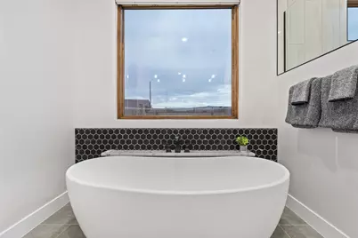 2090 N Tuweap Dr #13, Saint George, UT 84770 - Photo 15