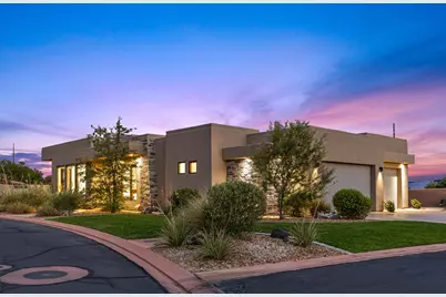 2090 N Tuweap Dr #13, Saint George, UT 84770 - Photo 1